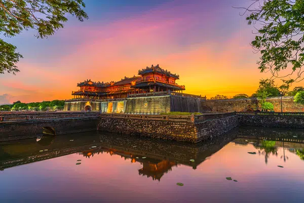 Kulturschätze in Vietnam und Kambodscha