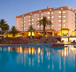 Mövenpick Hotel, Windhoek Mövenpick Hotel, Windhoek